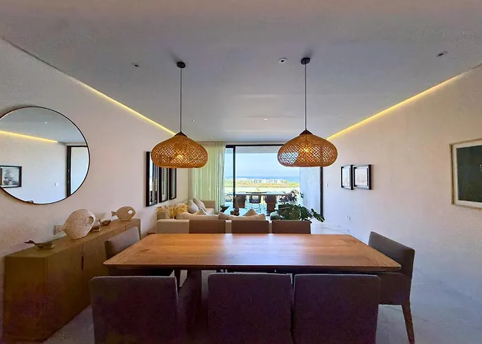 Golf Course & Ocean View With 3 Bd 4ba Cora Apartment