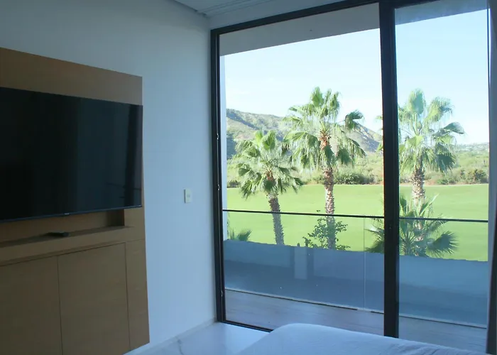 Golf Course & Ocean View With 3 Bd 4ba Cora *