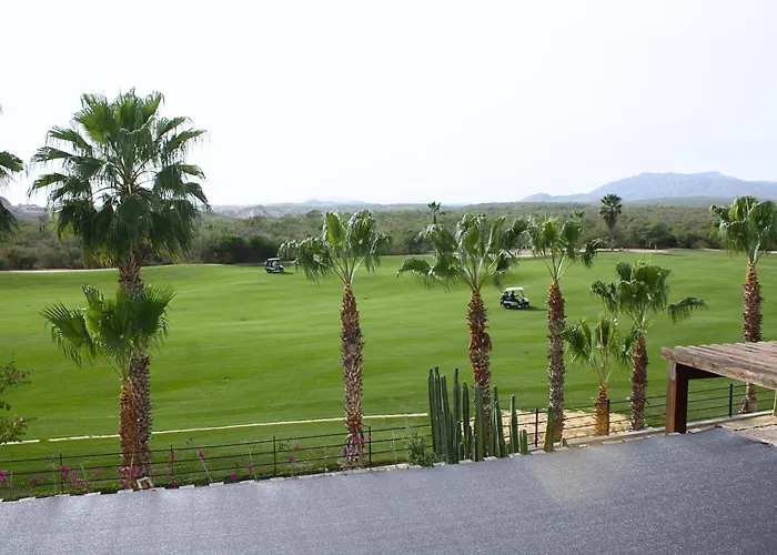 Golf Course & Ocean View With 3 Bd 4ba Cora Apartment *